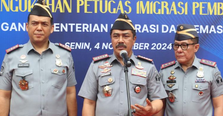 Menteri Imipas Copot Kalapas imbas paksa napi makan daging anjing.